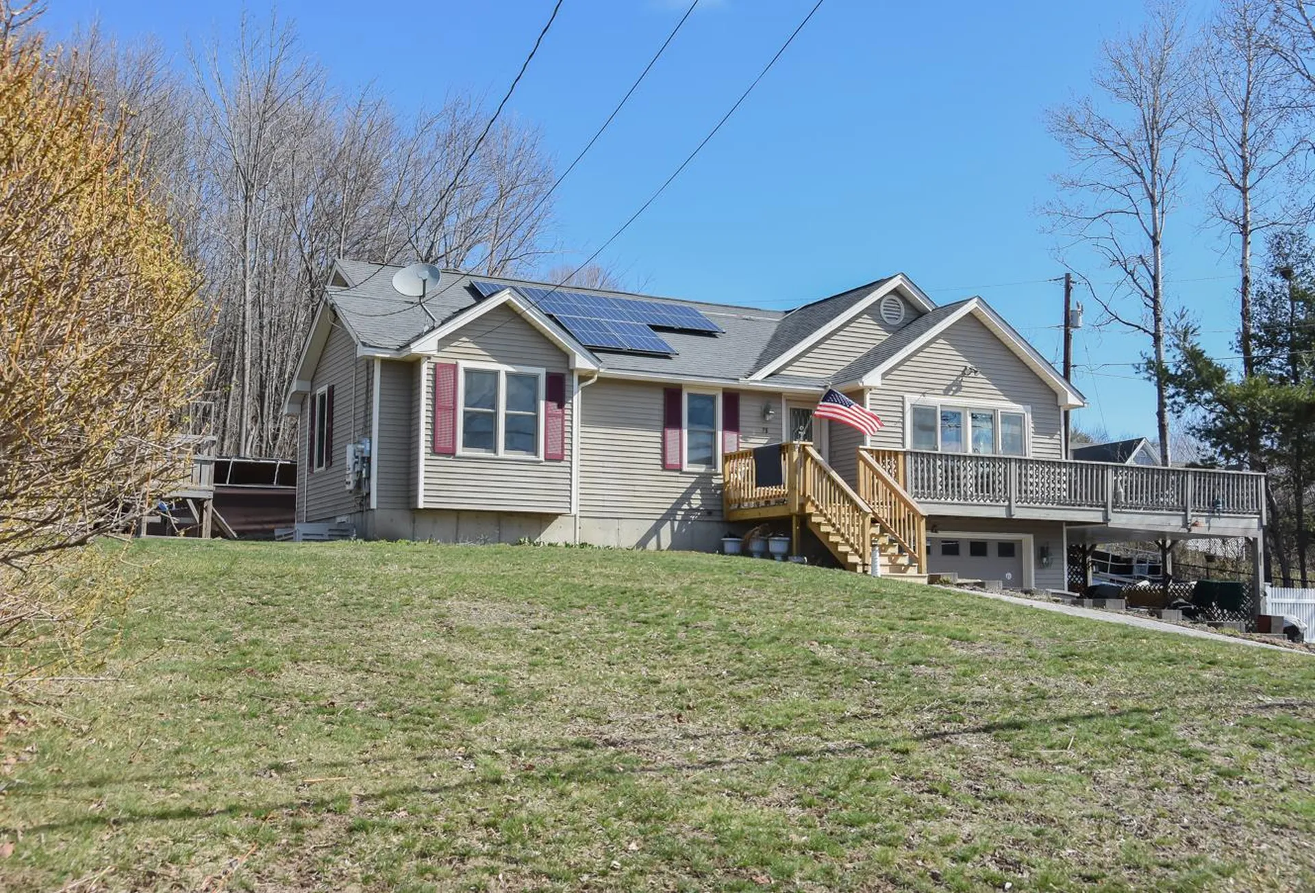 26 North Shore Road Derry NH 03038
