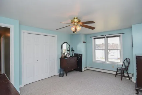 26 North Shore Road Derry NH 03038