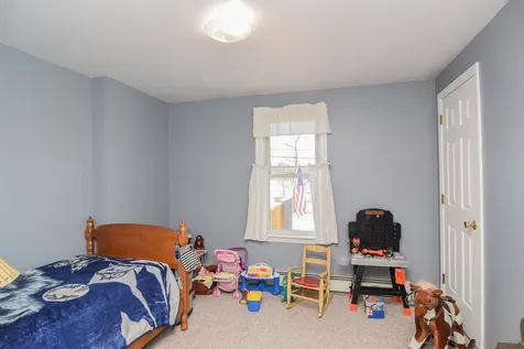 26 North Shore Road Derry NH 03038