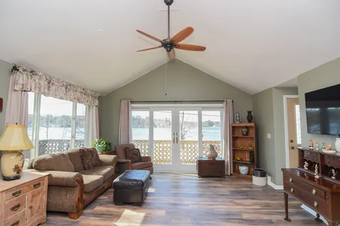 26 North Shore Road Derry NH 03038