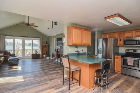 26 North Shore Road Derry NH 03038