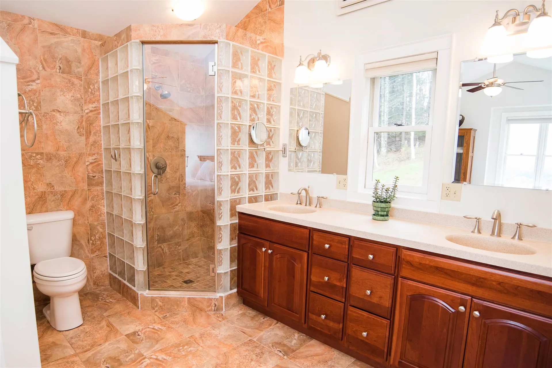 1198 Perry Hill Waterbury VT 05676