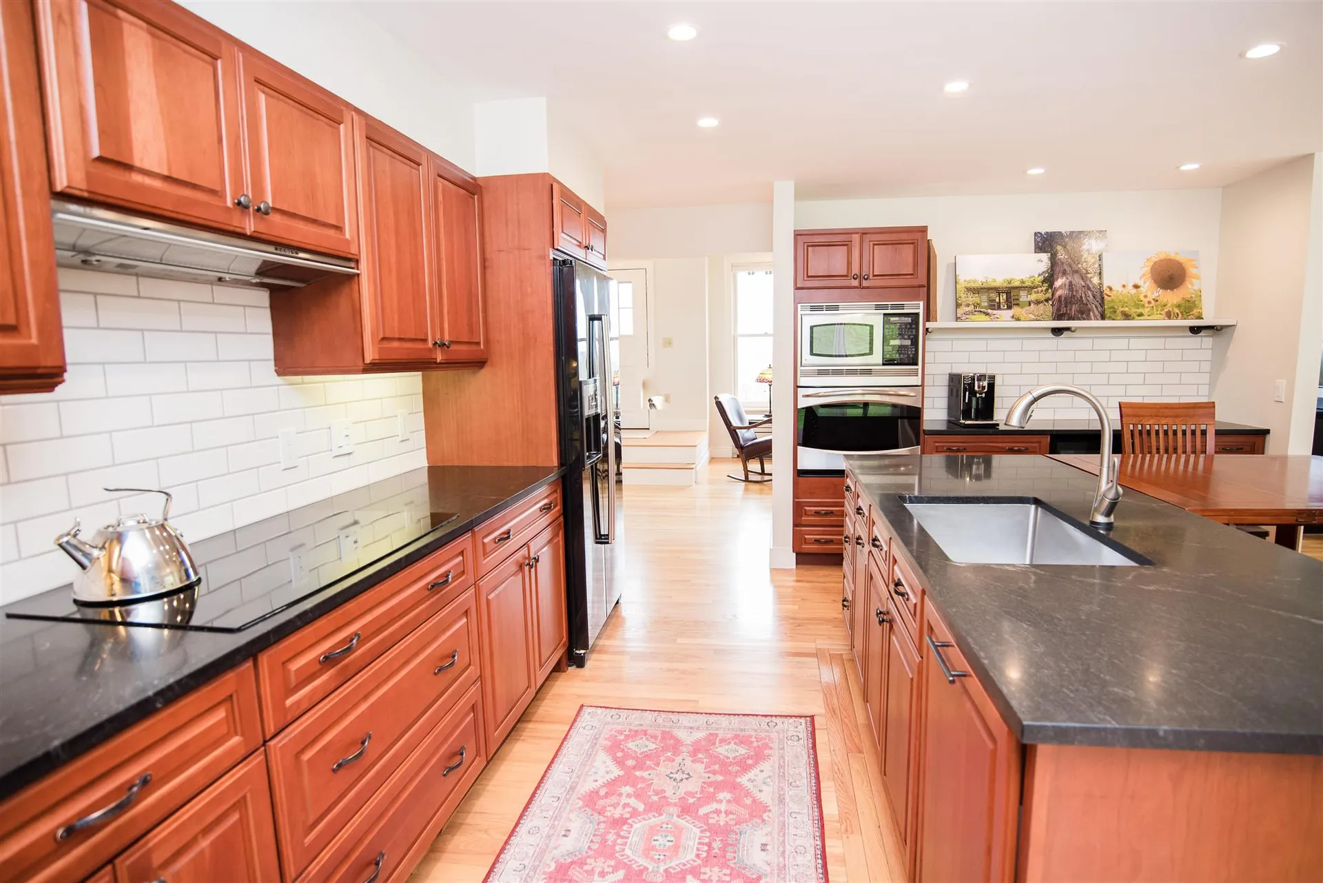 1198 Perry Hill Waterbury VT 05676