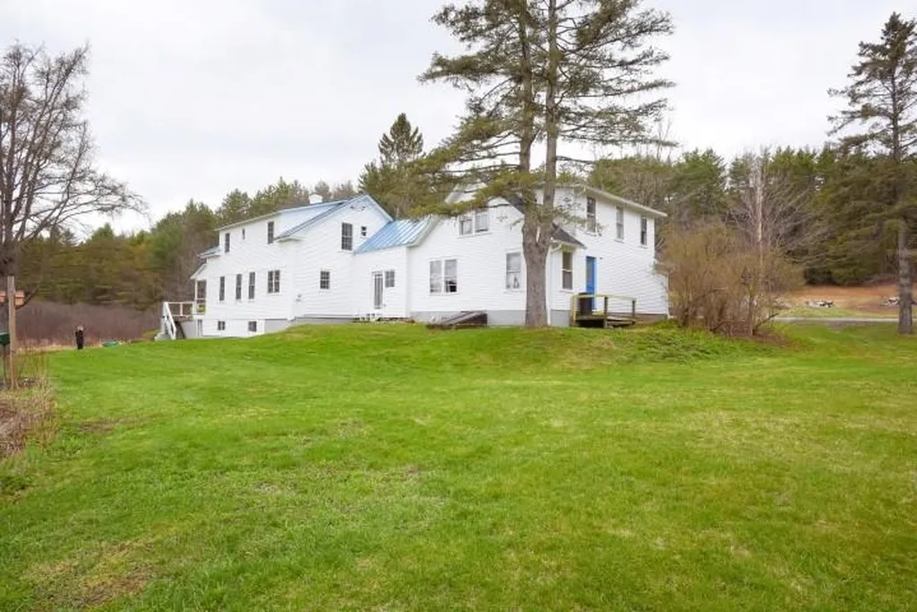 398 Middlebrook Road West Fairlee VT 05083
