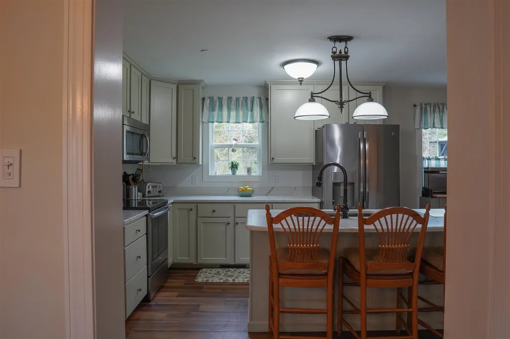 74 Mountain View Drive Lebanon NH 03766