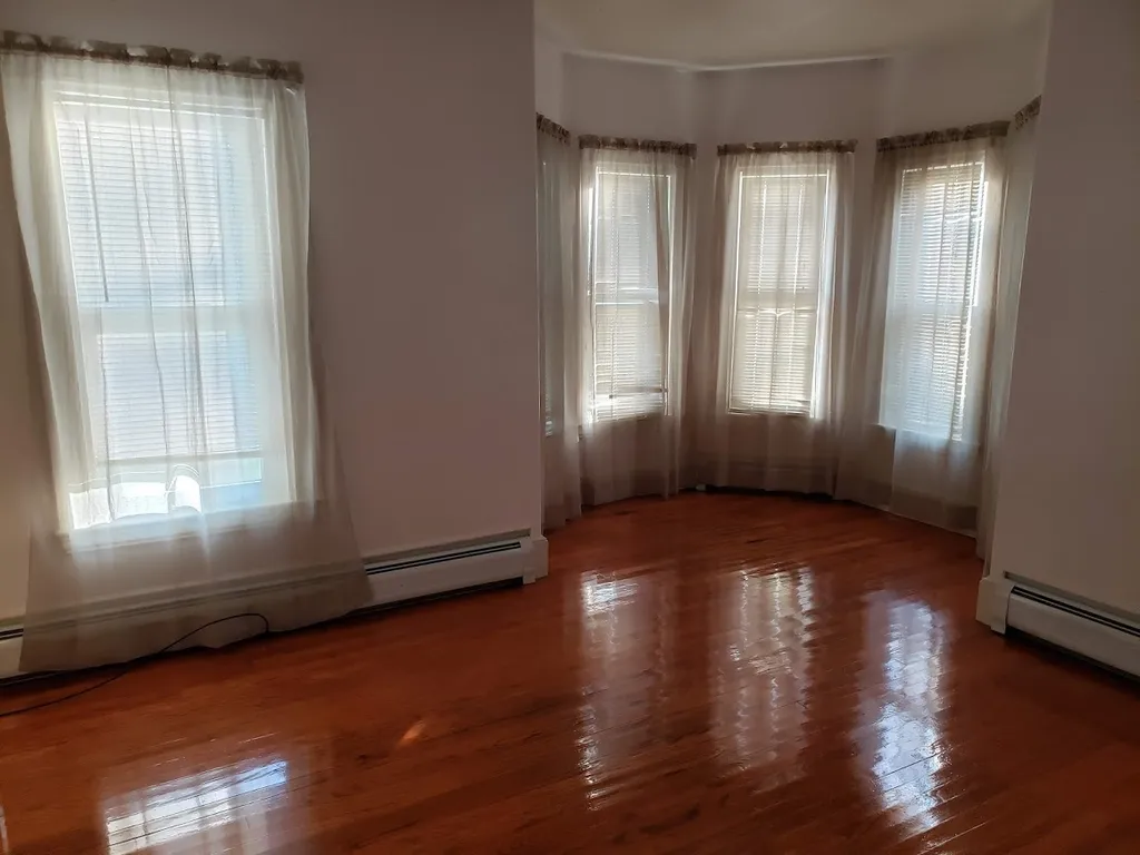 43 Winter Street Rochester NH 03867