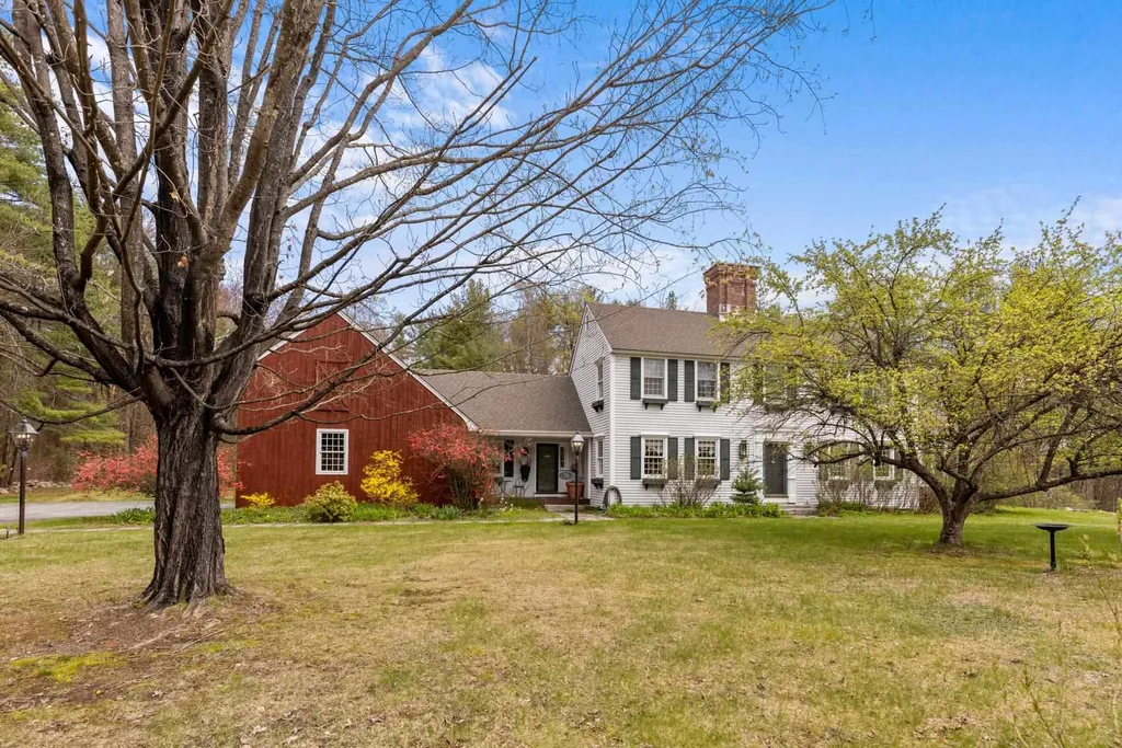 29 Christian Hill Road Amherst NH 03031