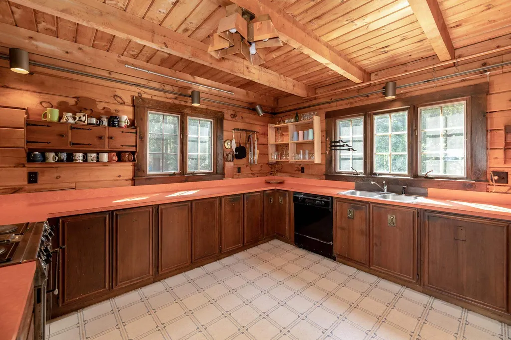 94 Prospect Ridge Road Holderness NH 03245