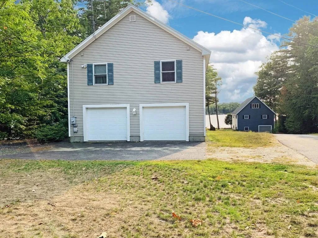 15 Pollard Path Bridgewater NH 03222