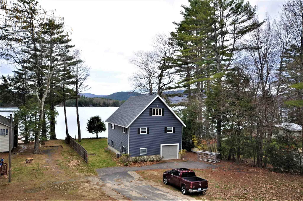 15 Pollard Path Bridgewater NH 03222