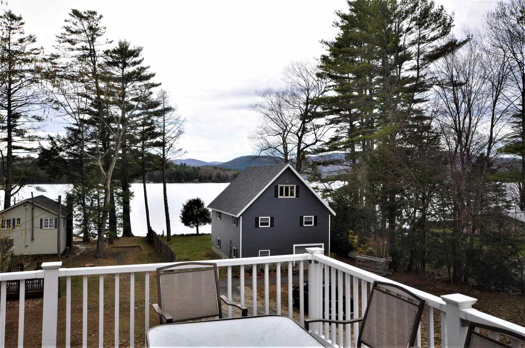 15 Pollard Path Bridgewater NH 03222