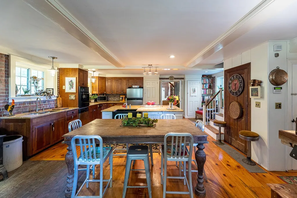 86 Walker Brook Road Danbury NH 03230