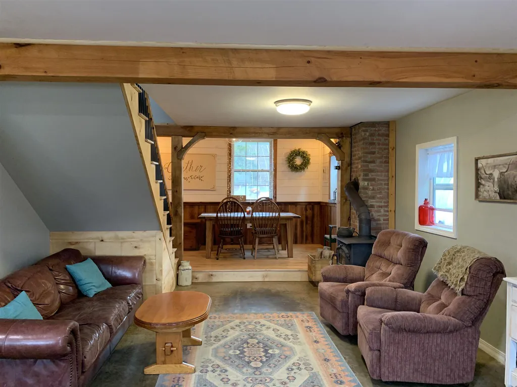 1173 Route 25a Orford NH 03777