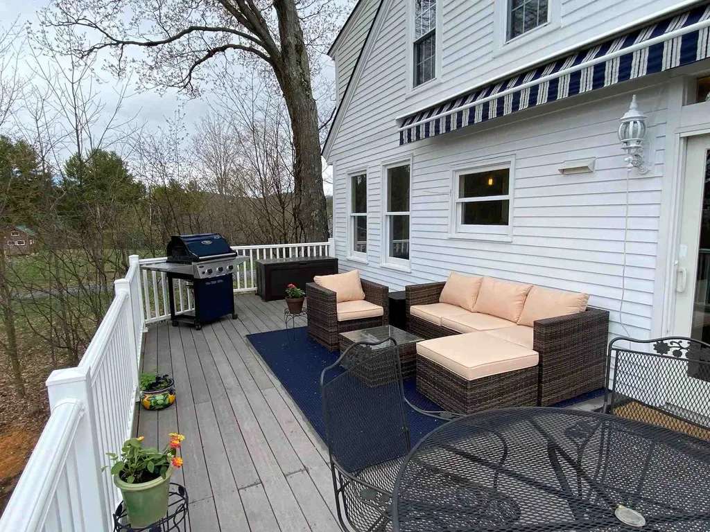 113 Main Street Plainfield NH 03781