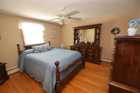9 Tokanel Road Windham NH 03087
