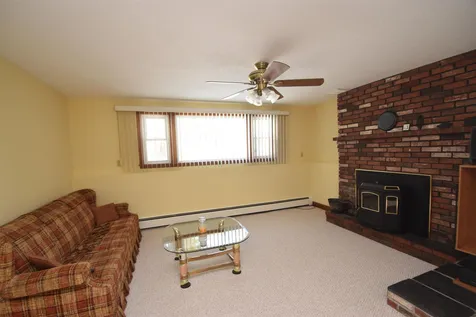9 Tokanel Road Windham NH 03087