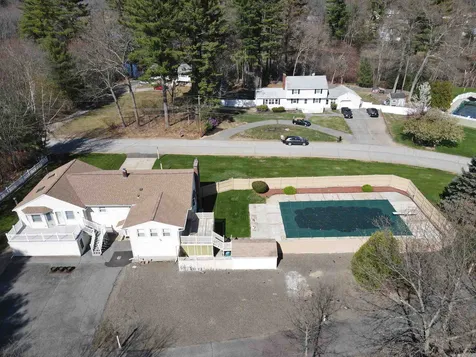 9 Tokanel Road Windham NH 03087