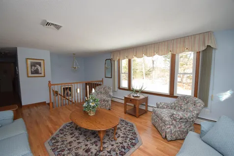 9 Tokanel Road Windham NH 03087