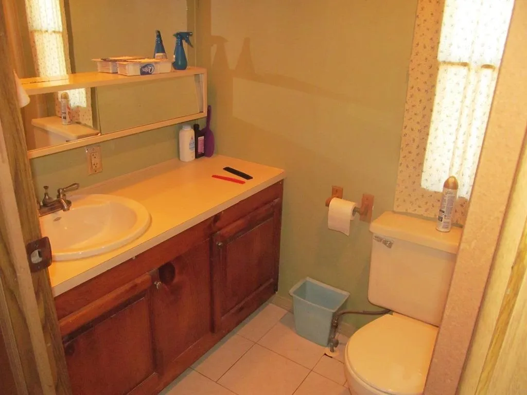 29 Stewart Avenue Claremont NH 03743-5923