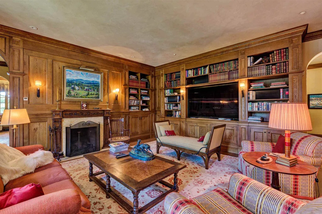 25 Burkehaven Lane Sunapee NH 03782