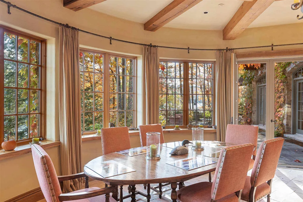 25 Burkehaven Lane Sunapee NH 03782