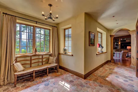 25 Burkehaven Lane Sunapee NH 03782