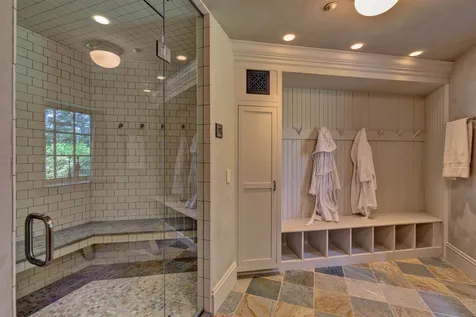 25 Burkehaven Lane Sunapee NH 03782