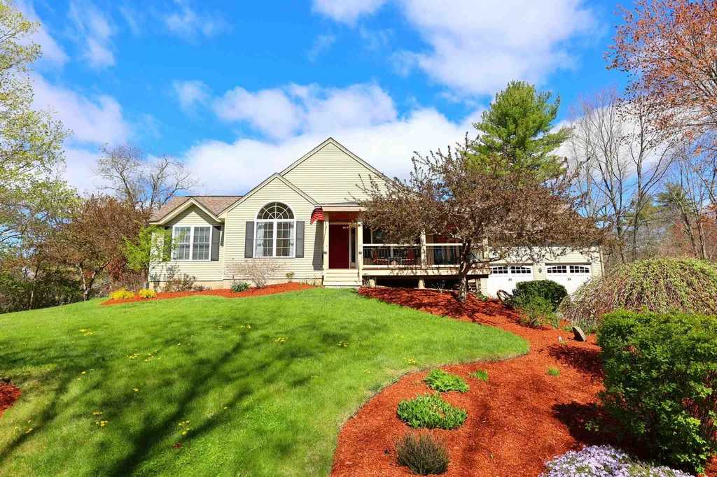 8 Brookside Drive Merrimack NH 03054