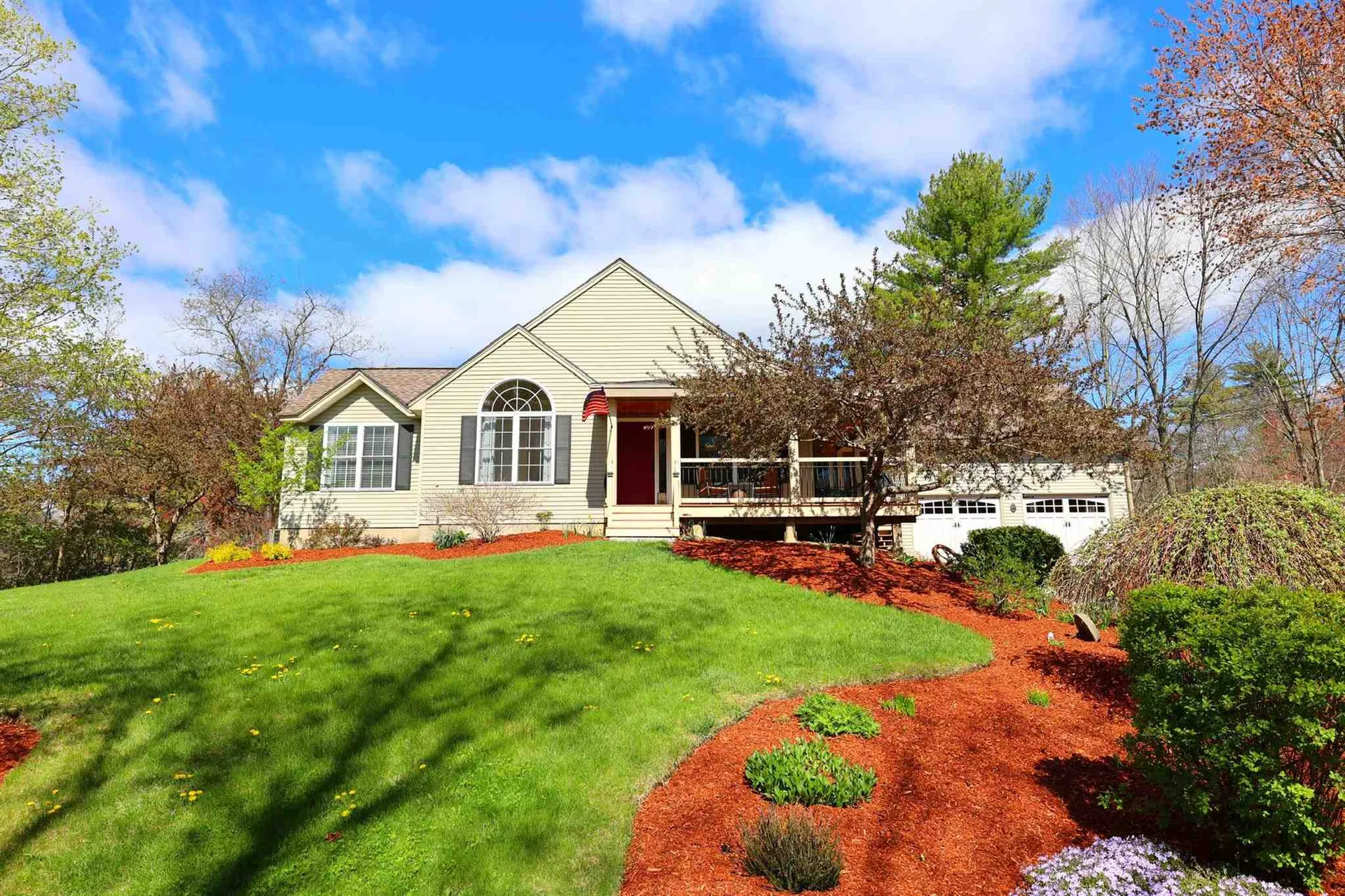 8 Brookside Drive Merrimack NH 03054