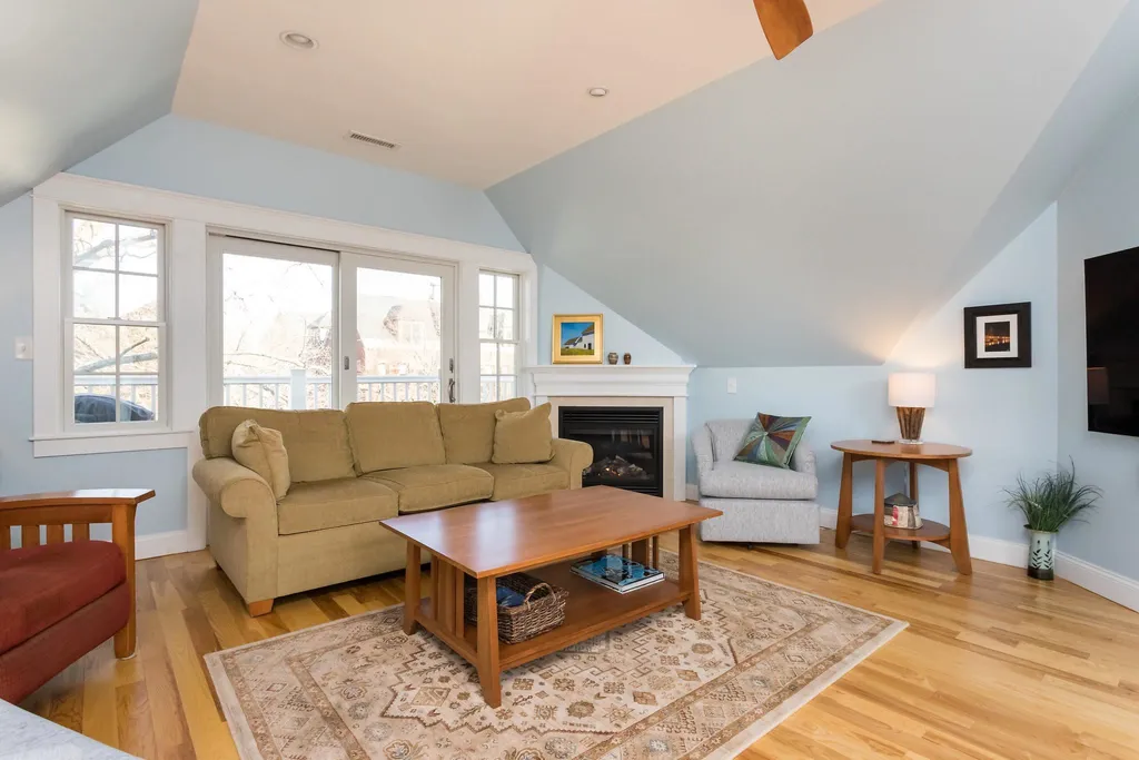198 Islington Street Portsmouth NH 03801