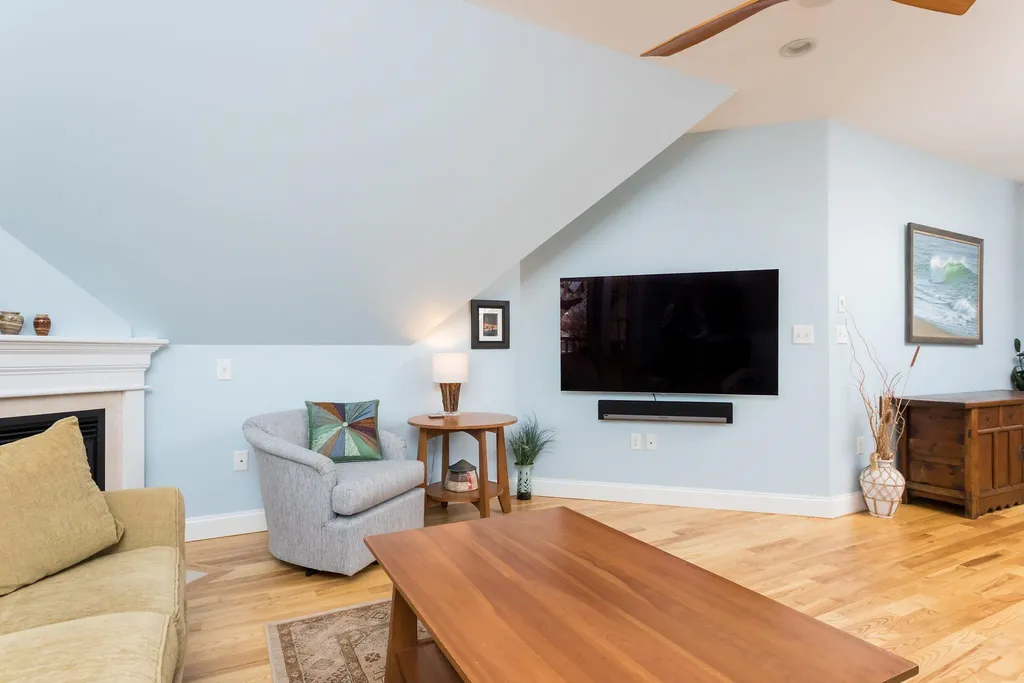 198 Islington Street Portsmouth NH 03801