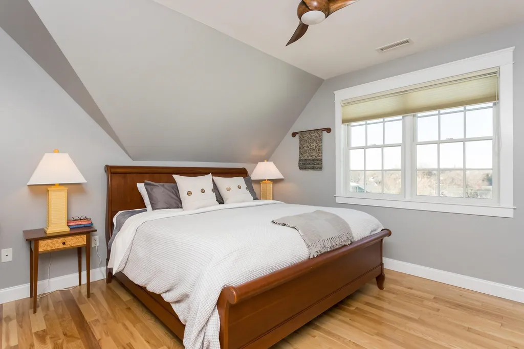 198 Islington Street Portsmouth NH 03801