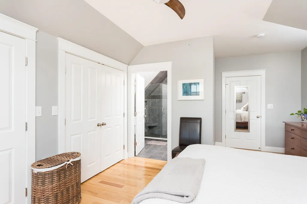 198 Islington Street Portsmouth NH 03801