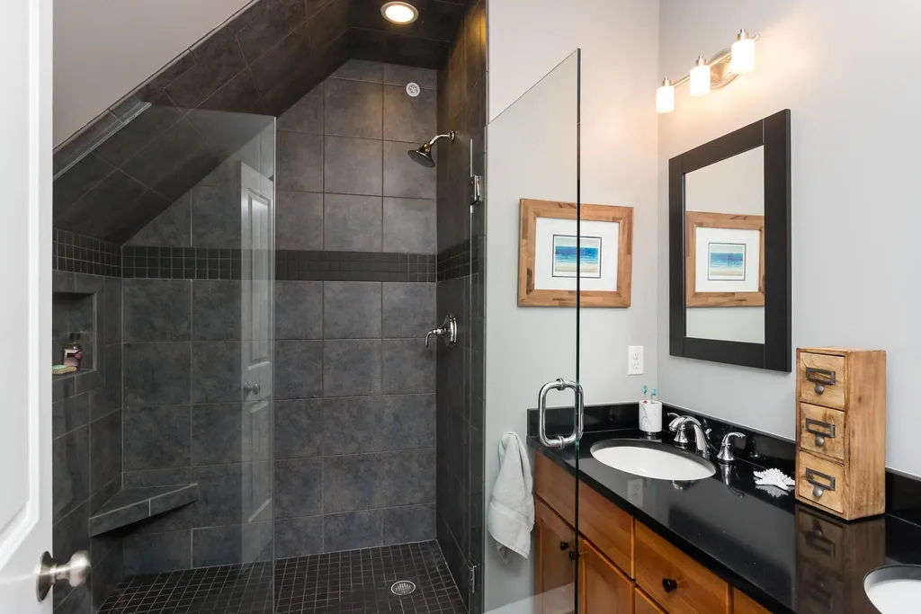 198 Islington Street Portsmouth NH 03801