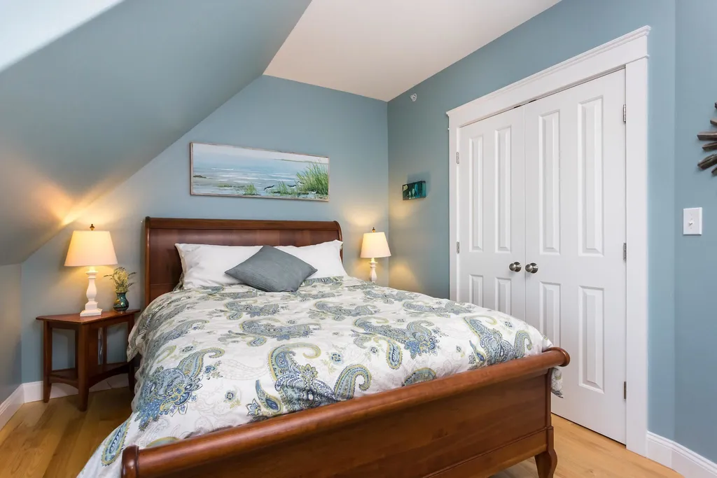 198 Islington Street Portsmouth NH 03801