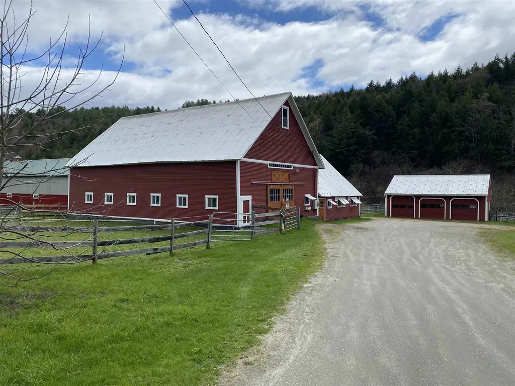 170 Old Route 100 Moretown VT 05660