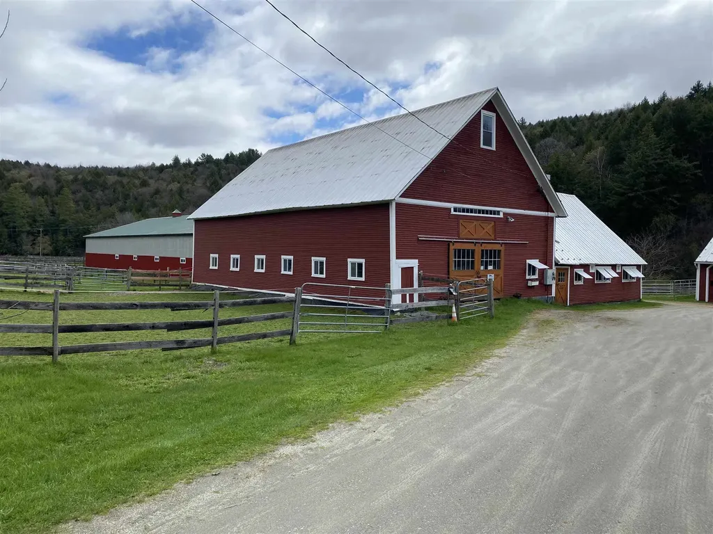 170 Old Route 100 Moretown VT 05660