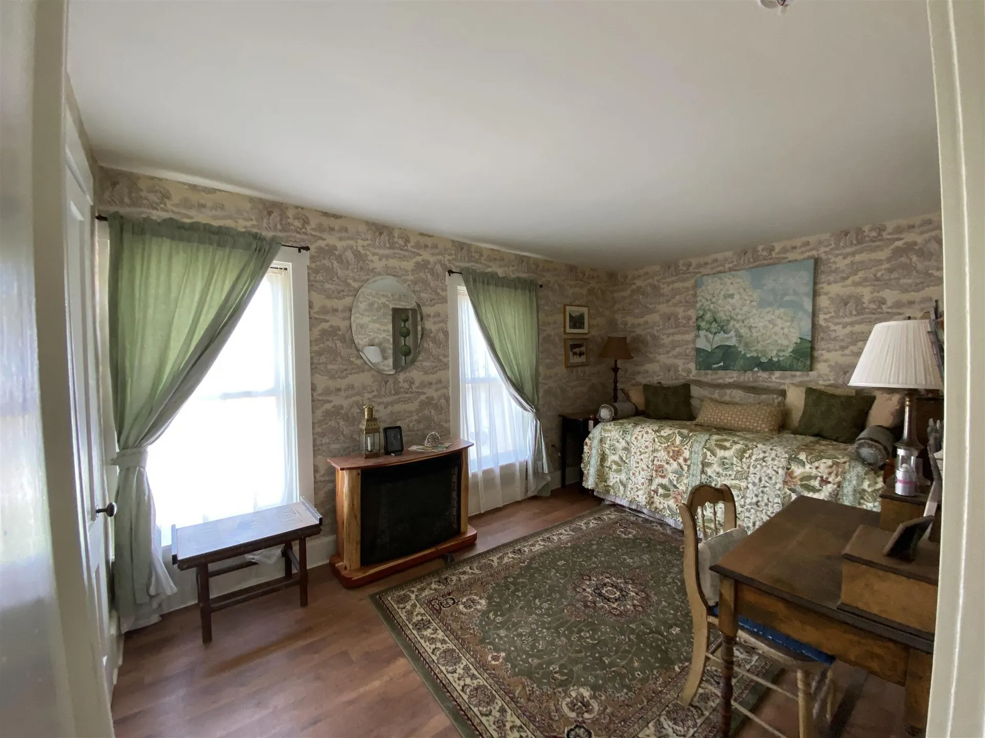 170 Old Route 100 Moretown VT 05660