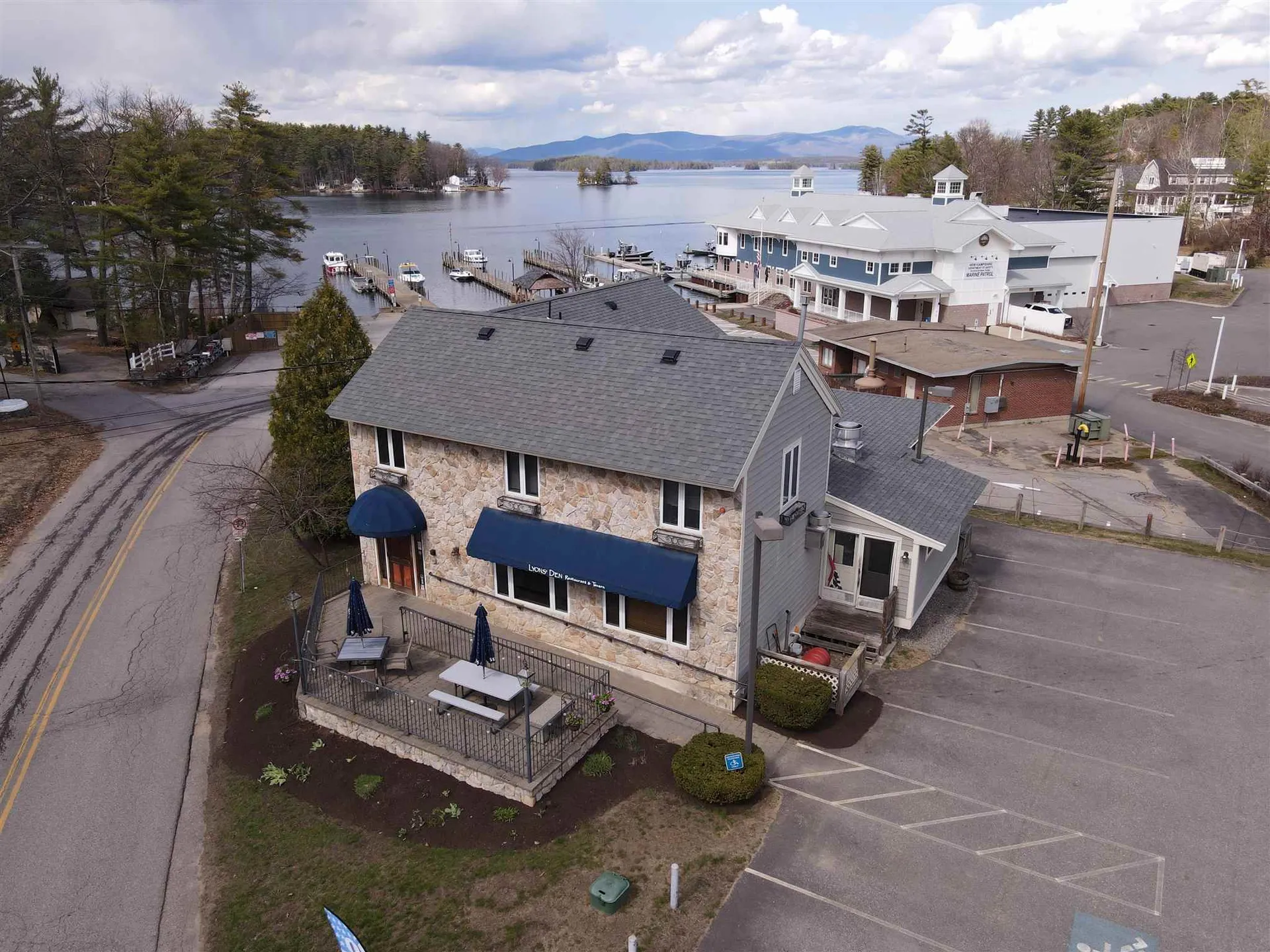 25 Dock Road Gilford NH 03249