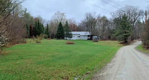 25 Libbey Road Wentworth NH 03282