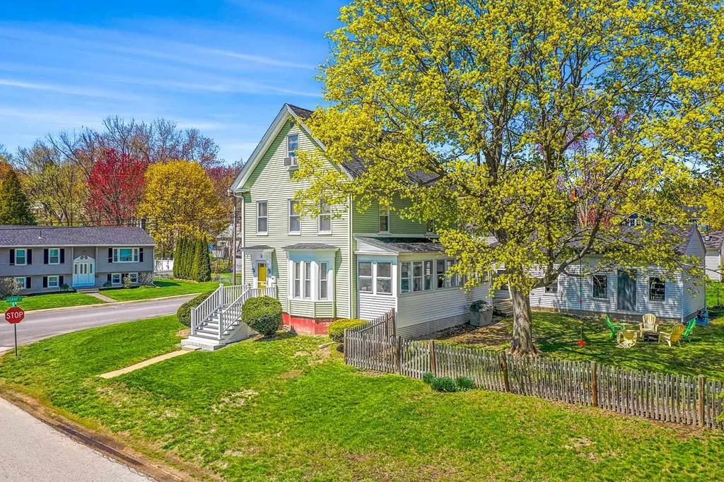 49 Ash Street Dover NH 03820
