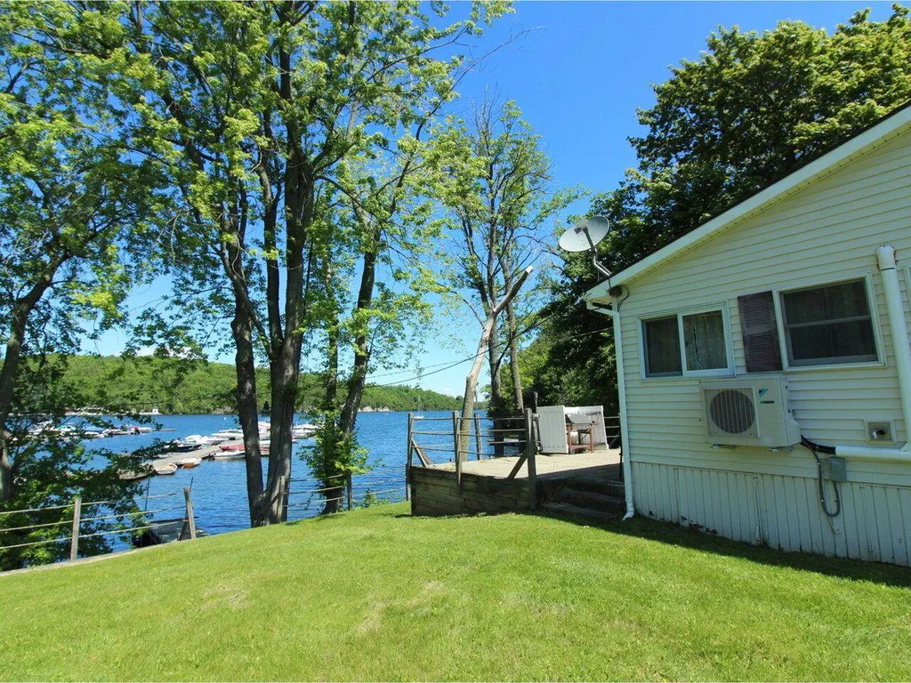 53 West Island Road Colchester VT 05446