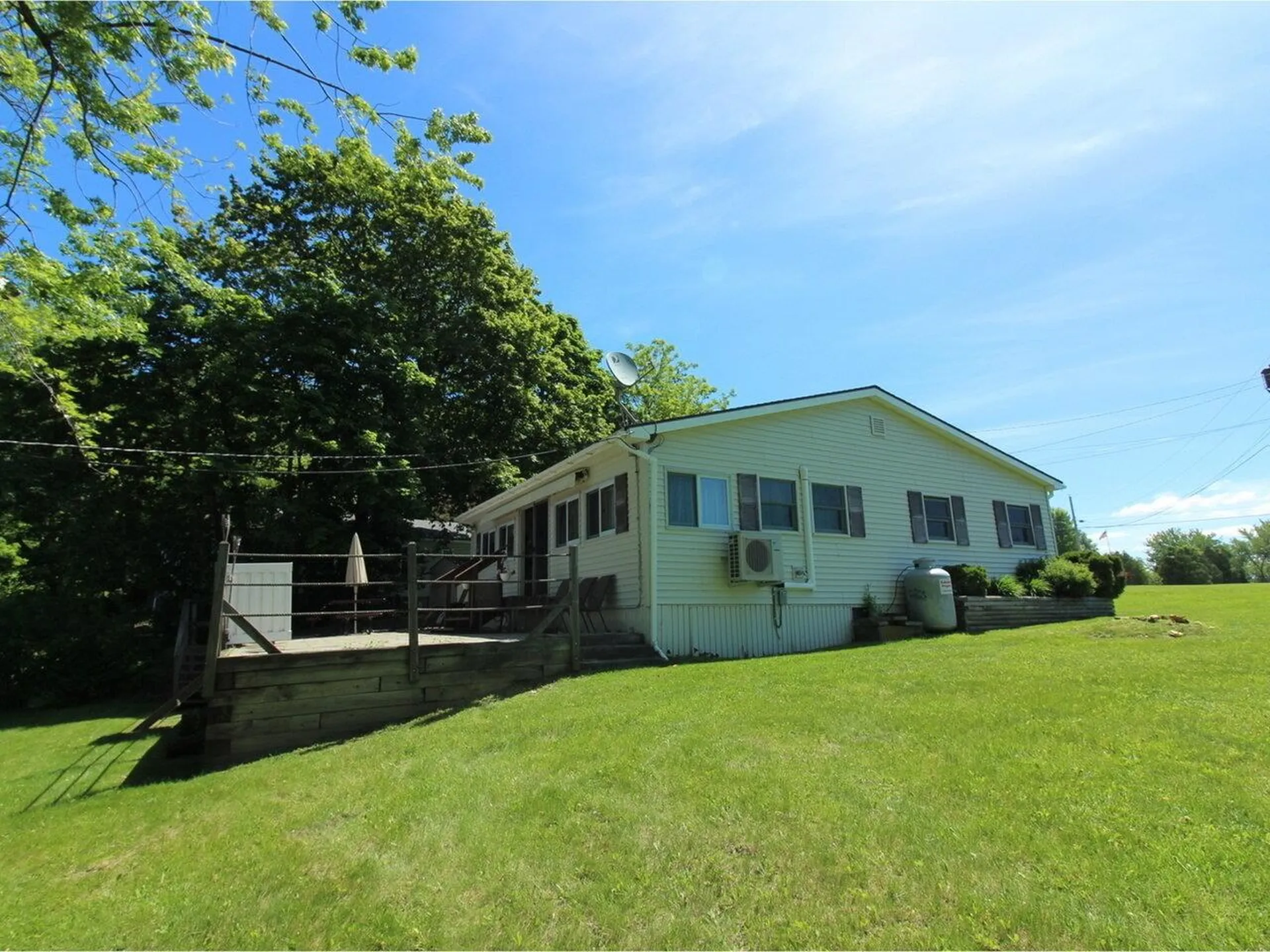 53 West Island Road Colchester VT 05446