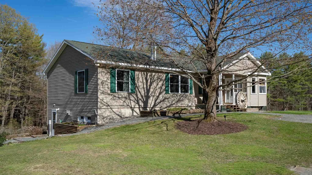 12 Sun Valley Road Hartland VT 05048