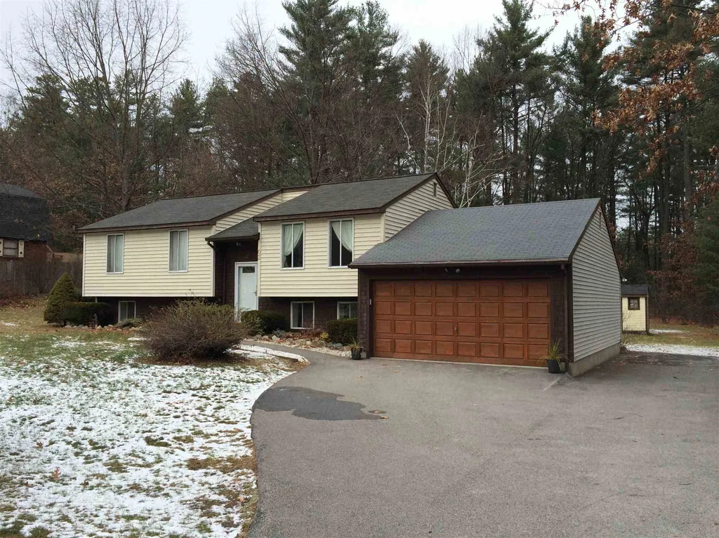 62 Palomino Lane Bedford NH 03110