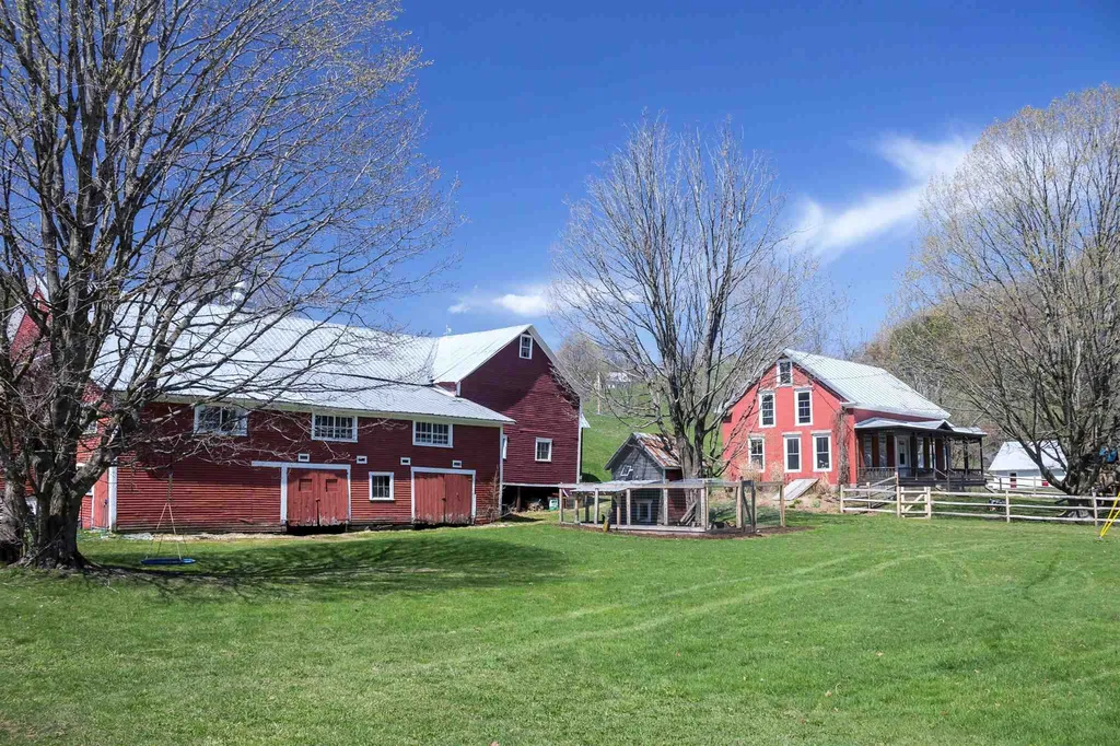 457 Vt Route 110 Tunbridge VT 05077