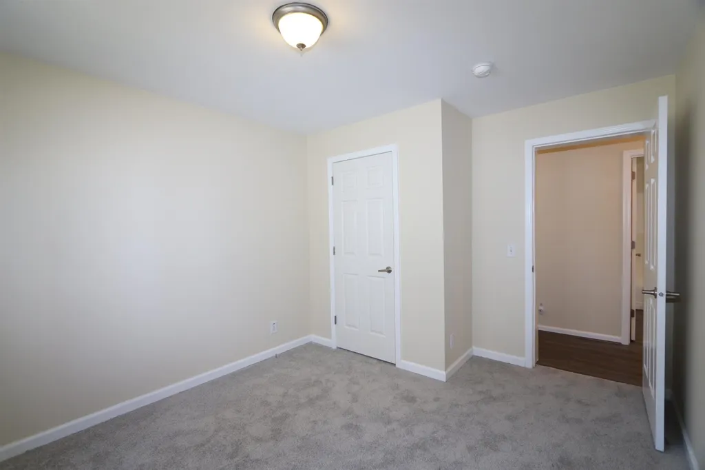 8 Chalk Pond Drive New Durham NH 03855