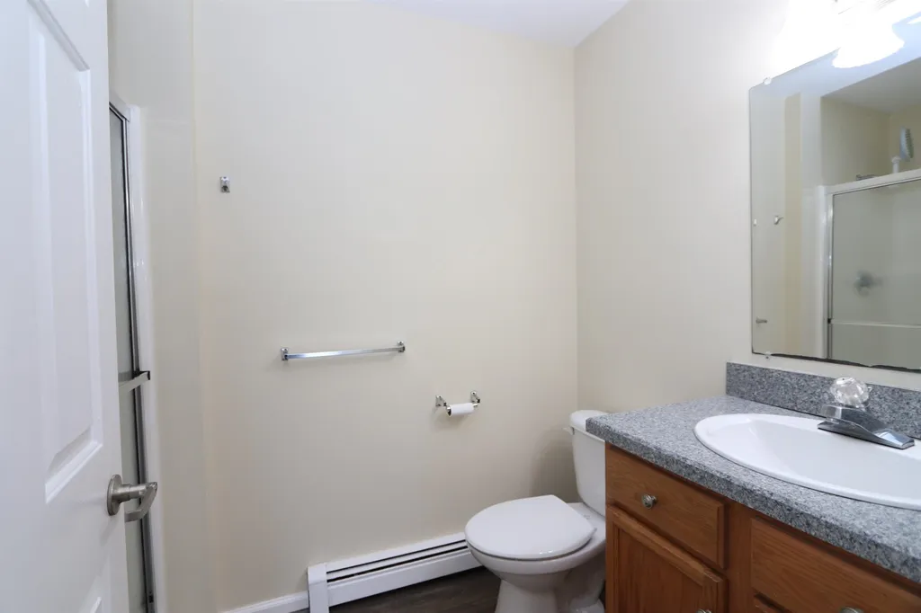 8 Chalk Pond Drive New Durham NH 03855