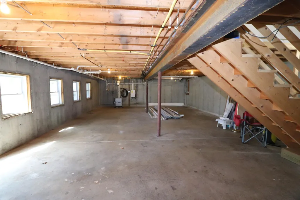 8 Chalk Pond Drive New Durham NH 03855