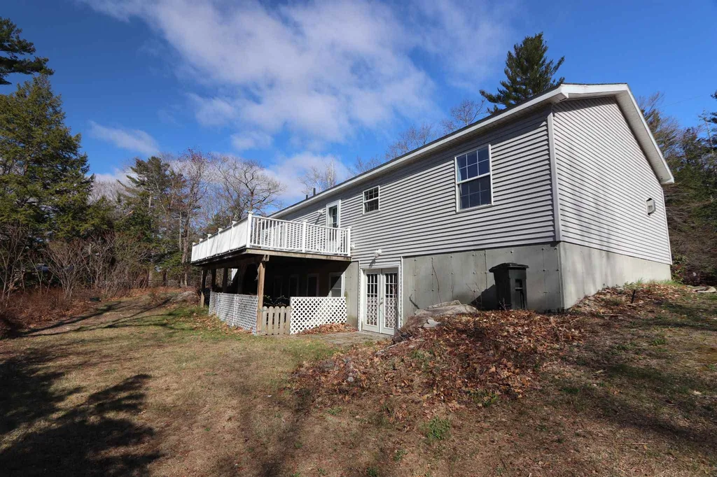 8 Chalk Pond Drive New Durham NH 03855